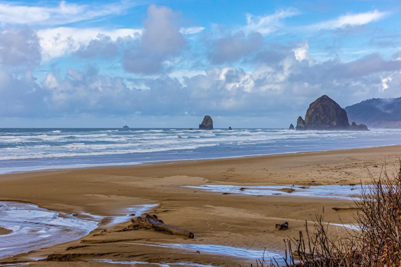 Cannon Beach Saltbox Cottage Exterior photo