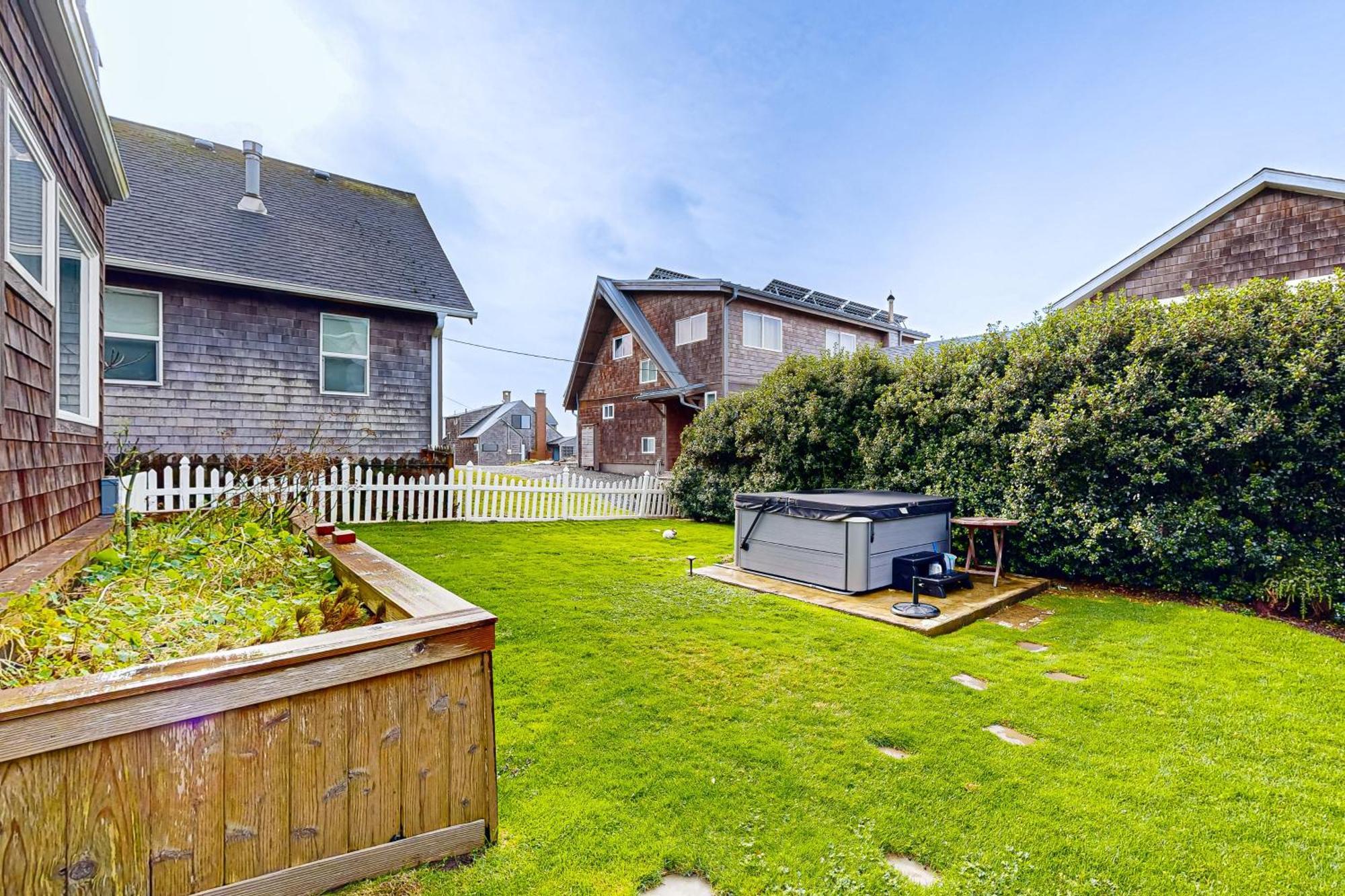 Cannon Beach Saltbox Cottage Exterior photo