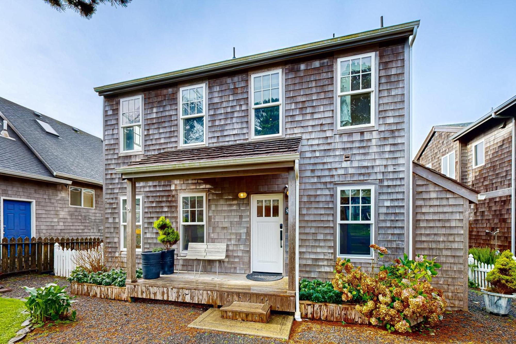 Cannon Beach Saltbox Cottage Exterior photo